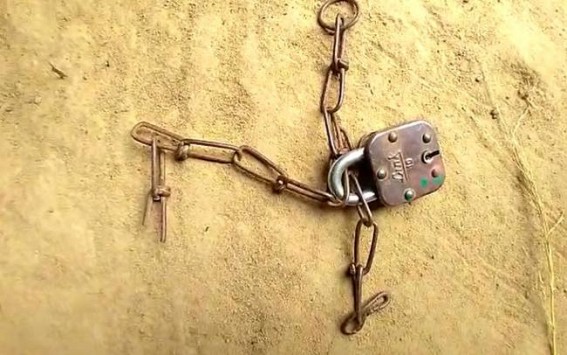 Amid night curfew theft cases increased: Thieves looted houses in Sekerkote area Amid night curfew theft cases increased: Thieves looted houses in Sekerkote area
